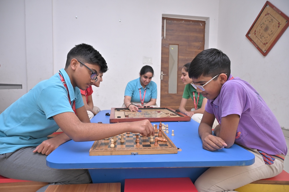 Max Merry School