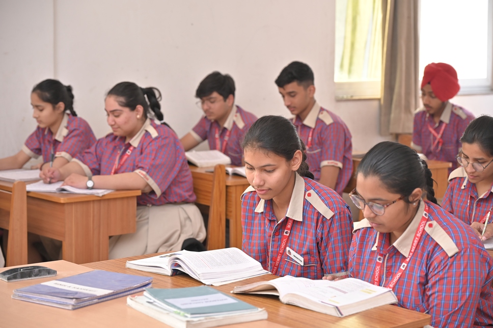 Max Merry School