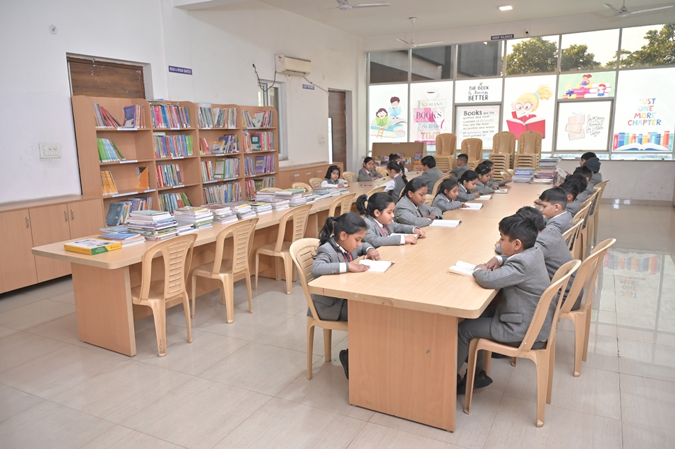 Max Merry School