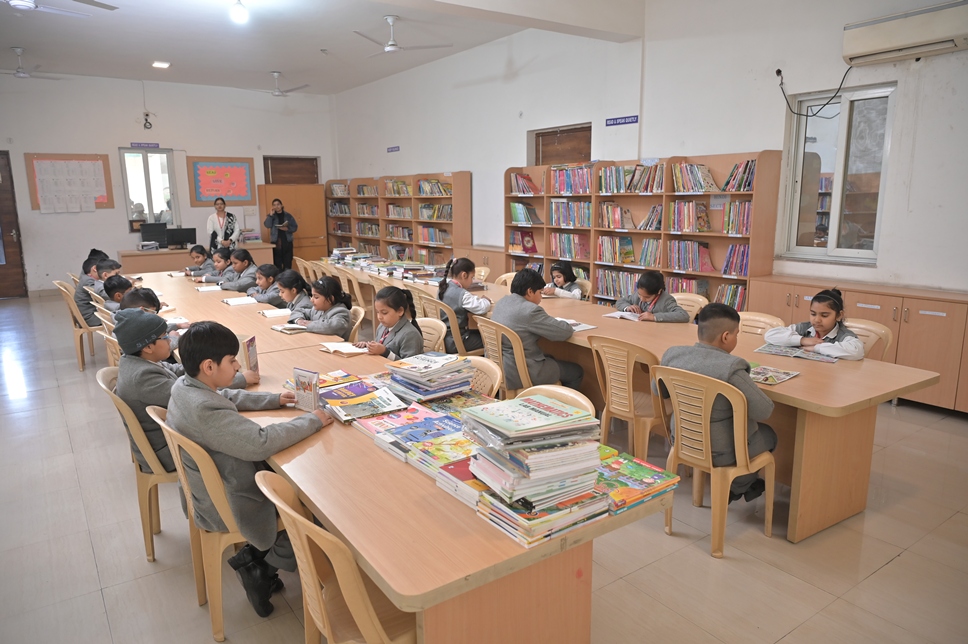 Max Merry School
